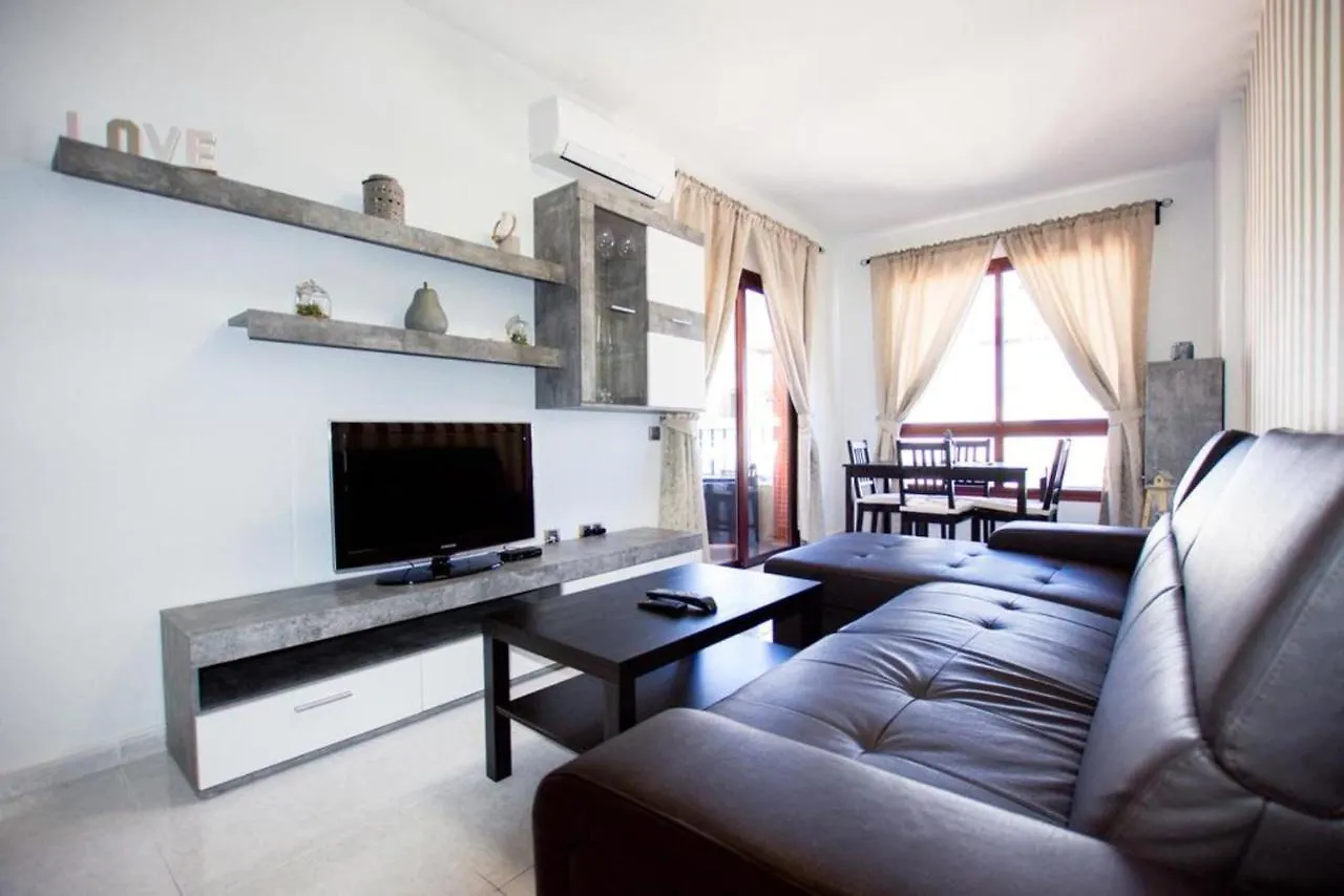 Vip Holidays Morro Jable Beach & Center 2 0*, Morro Jable (Fuerteventura) Spagna